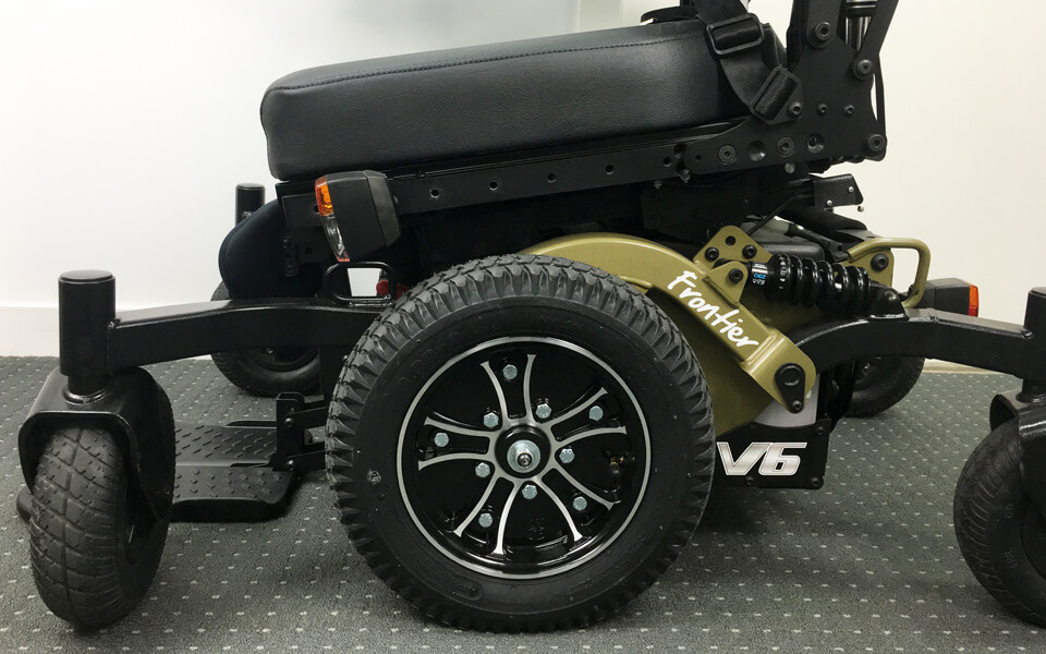 Magic Mobility Frontier V6 wózek elektryczny z napędem na środkowe koła